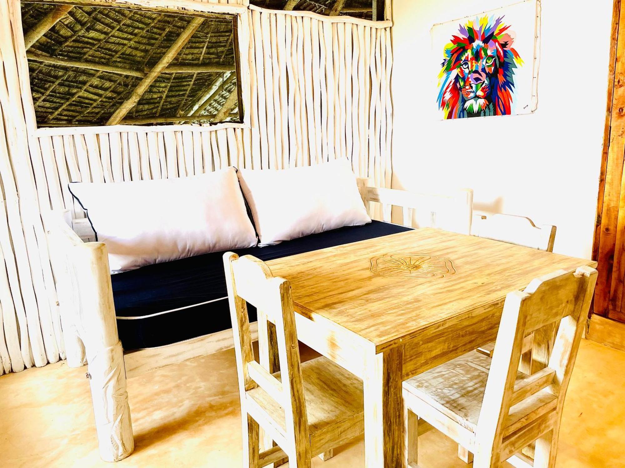 Nyumba Ya Afrika Bed & Breakfast Watamu Exterior photo